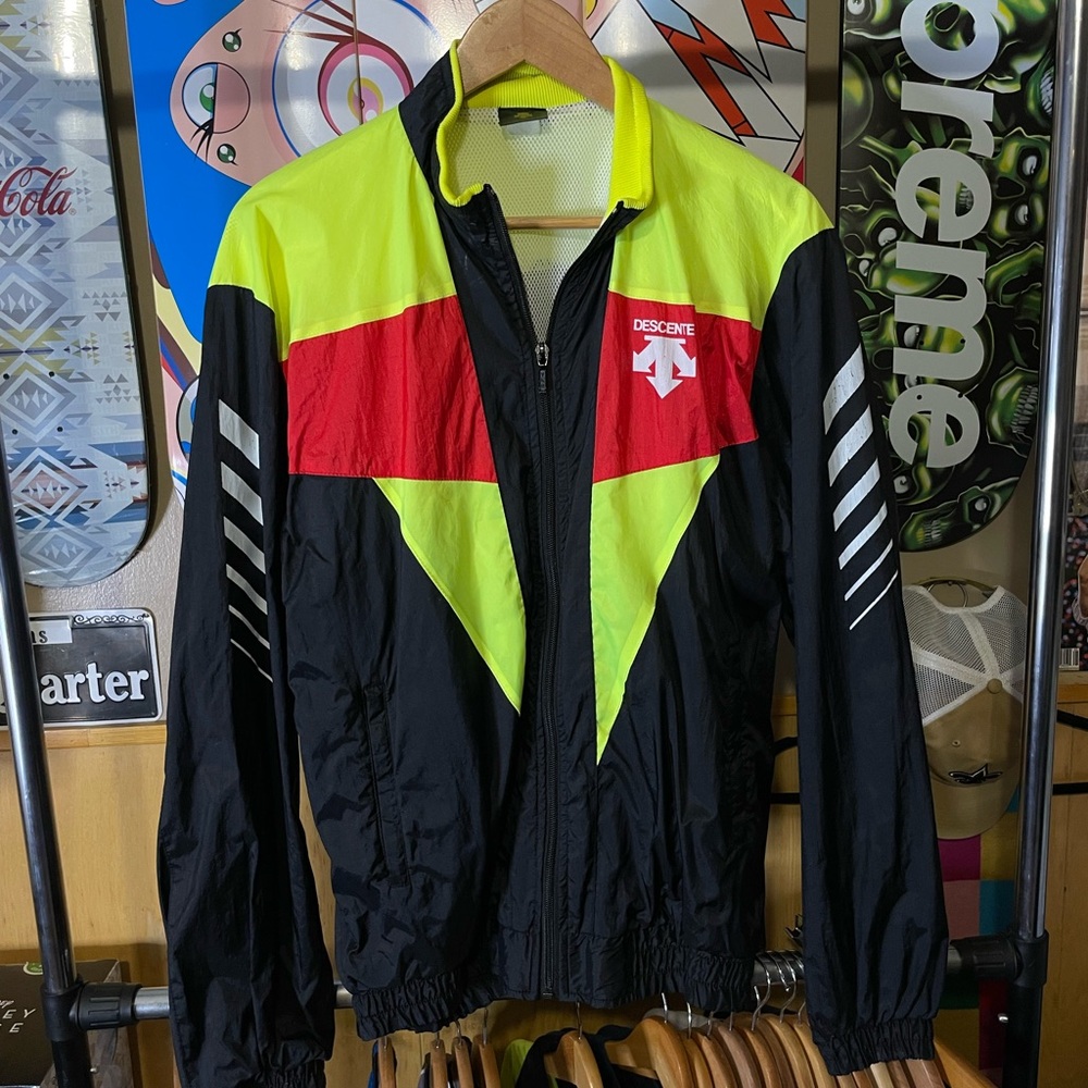 Descente Men's Neon Yellow and Red Windbreaker vintage neon men’s large